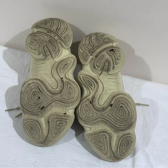 adidas Kids Light Beige Sneakers - Picture 4 of 12